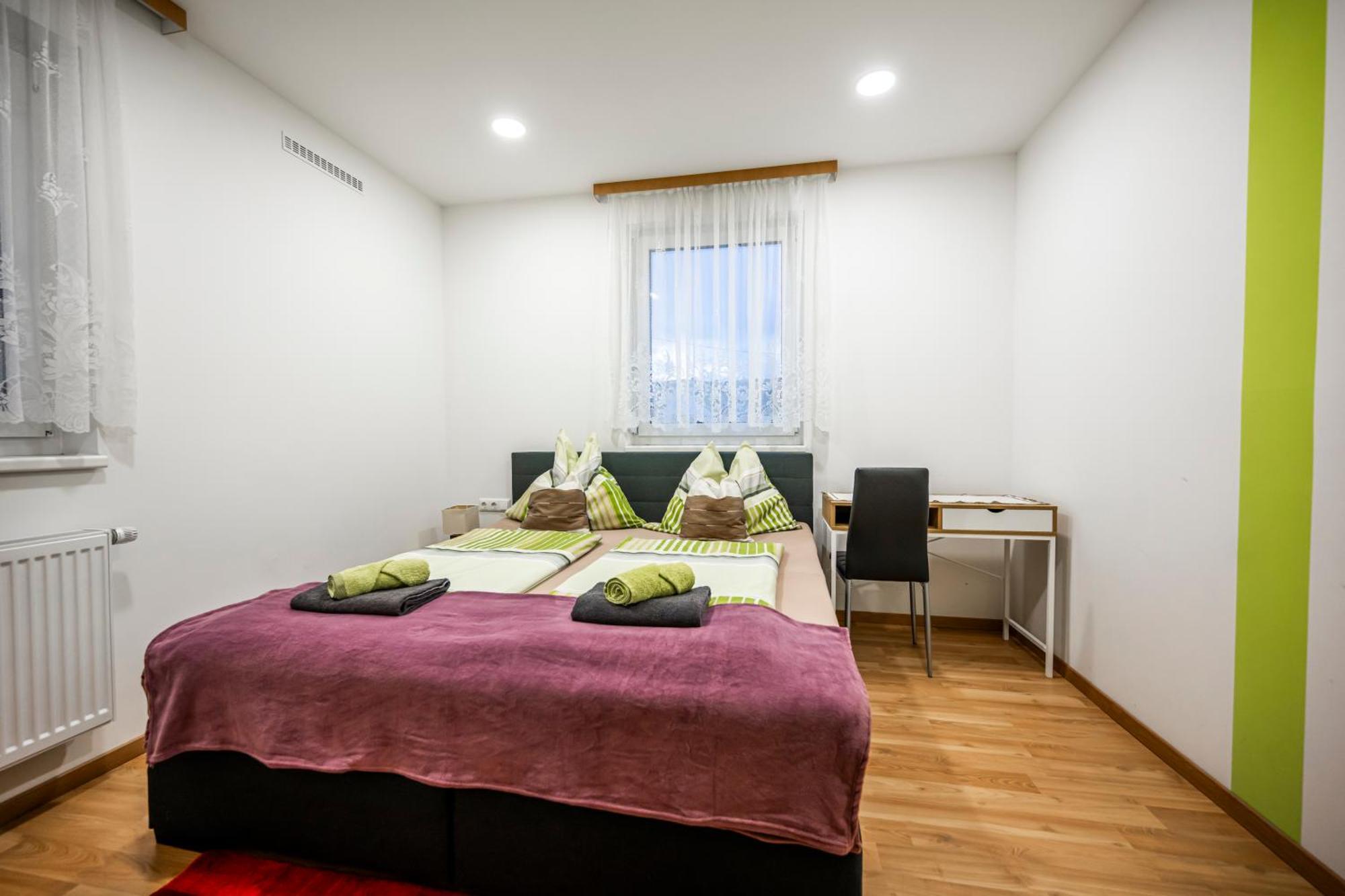 Die Schlafstube - Bed & Breakfast Zeltweg Exterior photo